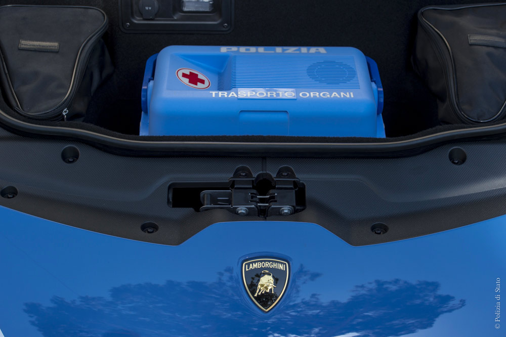 Trasporto organi Lamborghini huracán Trasporto organi Lamborghini huracán