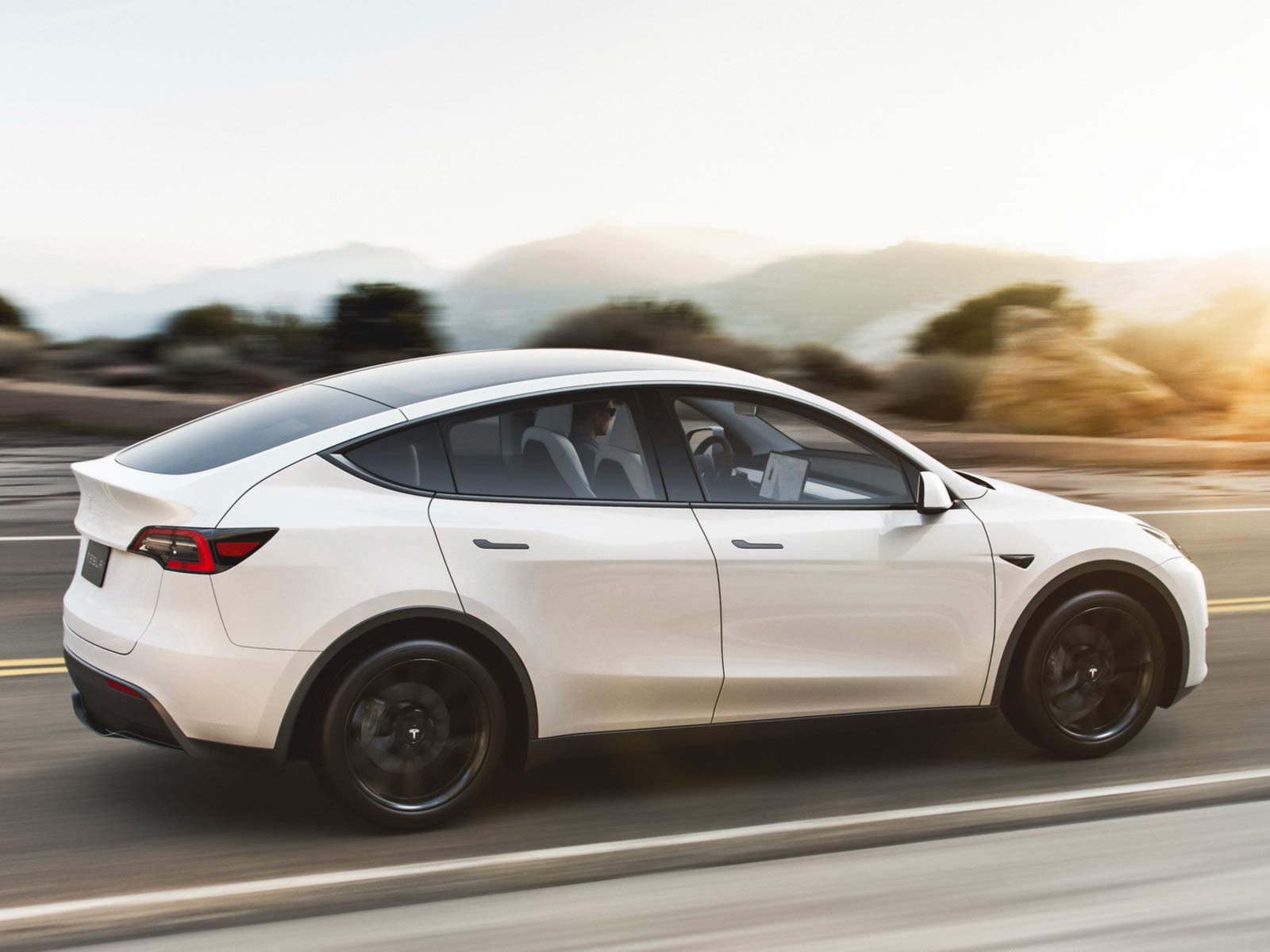 Nuova Tesla Model Y Nuova Tesla Model Y
