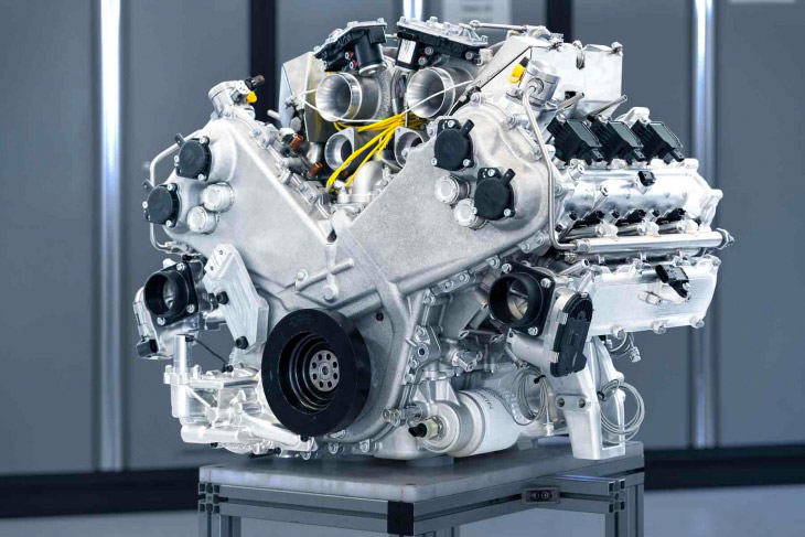 Nuovo propulsore Aston Martin V6 Engine Nuovo propulsore Aston Martin V6 Engine